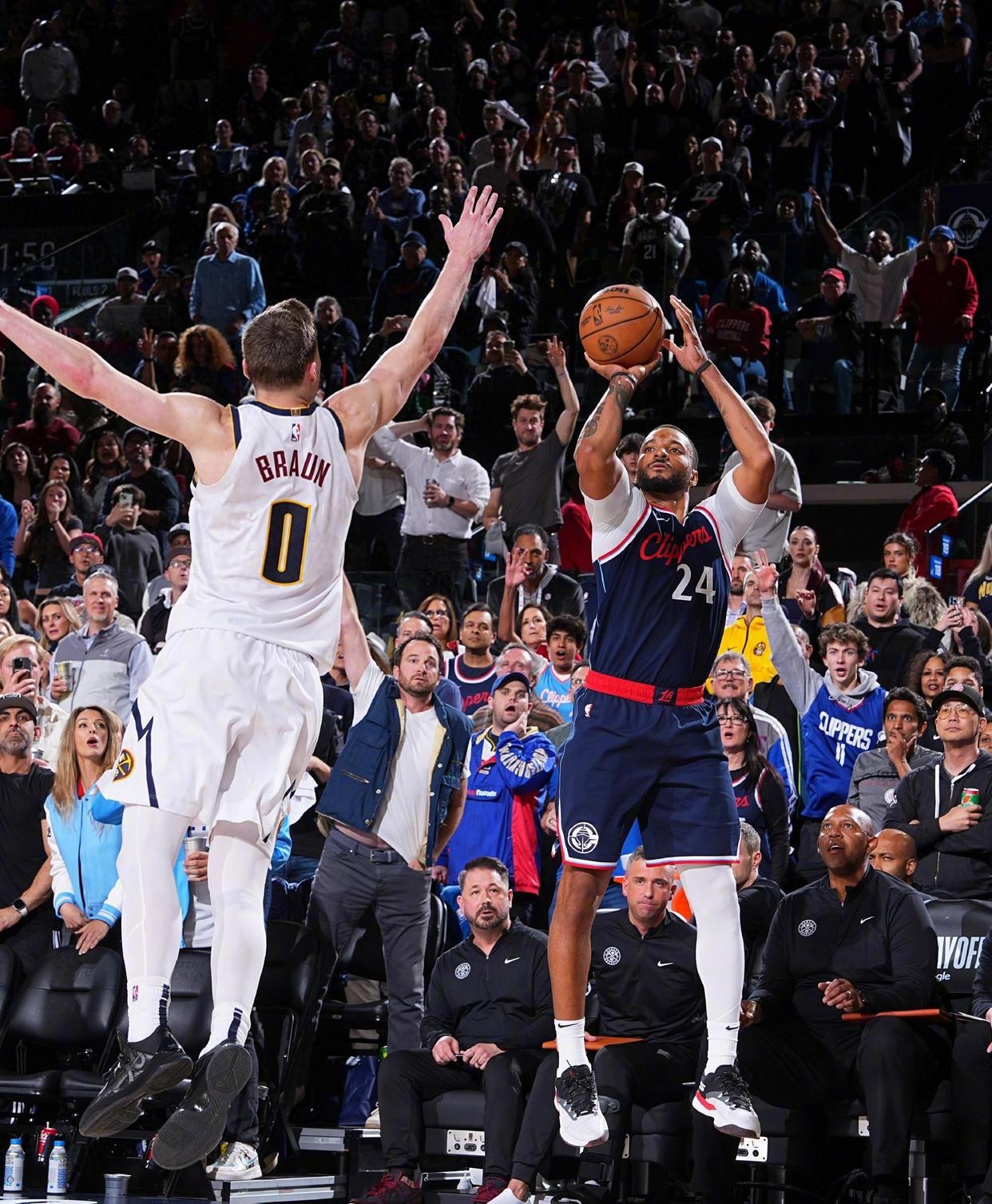 亿博官网赛前尼斯备战NBA季后赛，绝杀压哨细节曝光，引发热议，训练强度明显提升的简单介绍