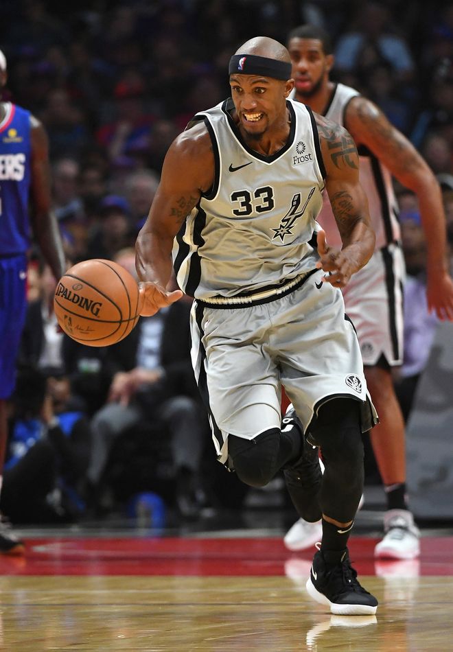 亿博官方首页纽约尼克斯训练开放日，关键时刻迎来里程碑引欢呼，葡超在即，球队文化再被提及的简单介绍