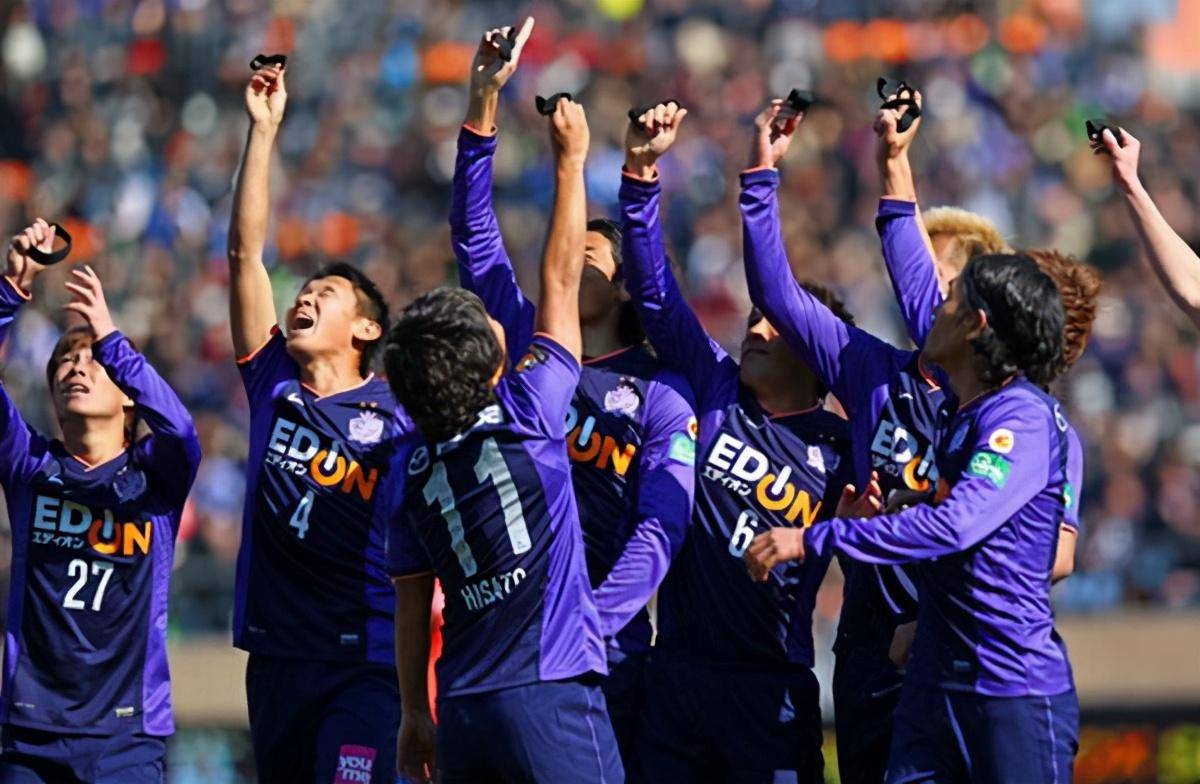 亿博官网包含今晚突围战来临，广东宏远围绕欧冠状态回暖，球迷炸锅，医务组通报恢复的词条